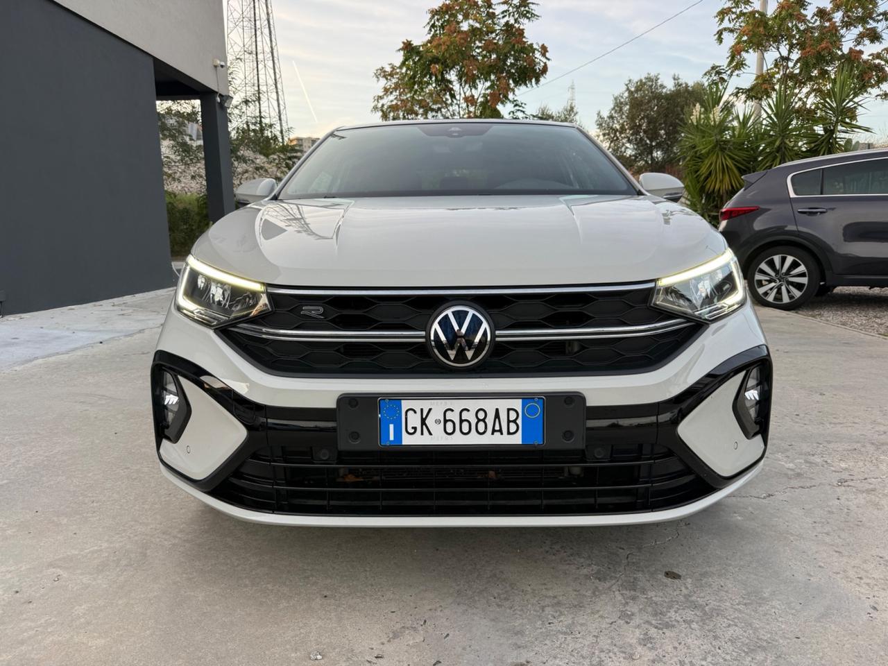 Volkswagen Taigo 1.0 TSI 110 CV DSG R-Line