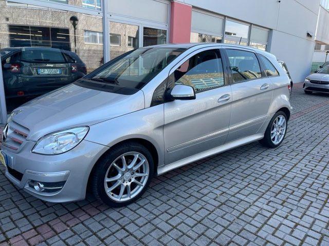 MERCEDES-BENZ B 200 CDI Sport