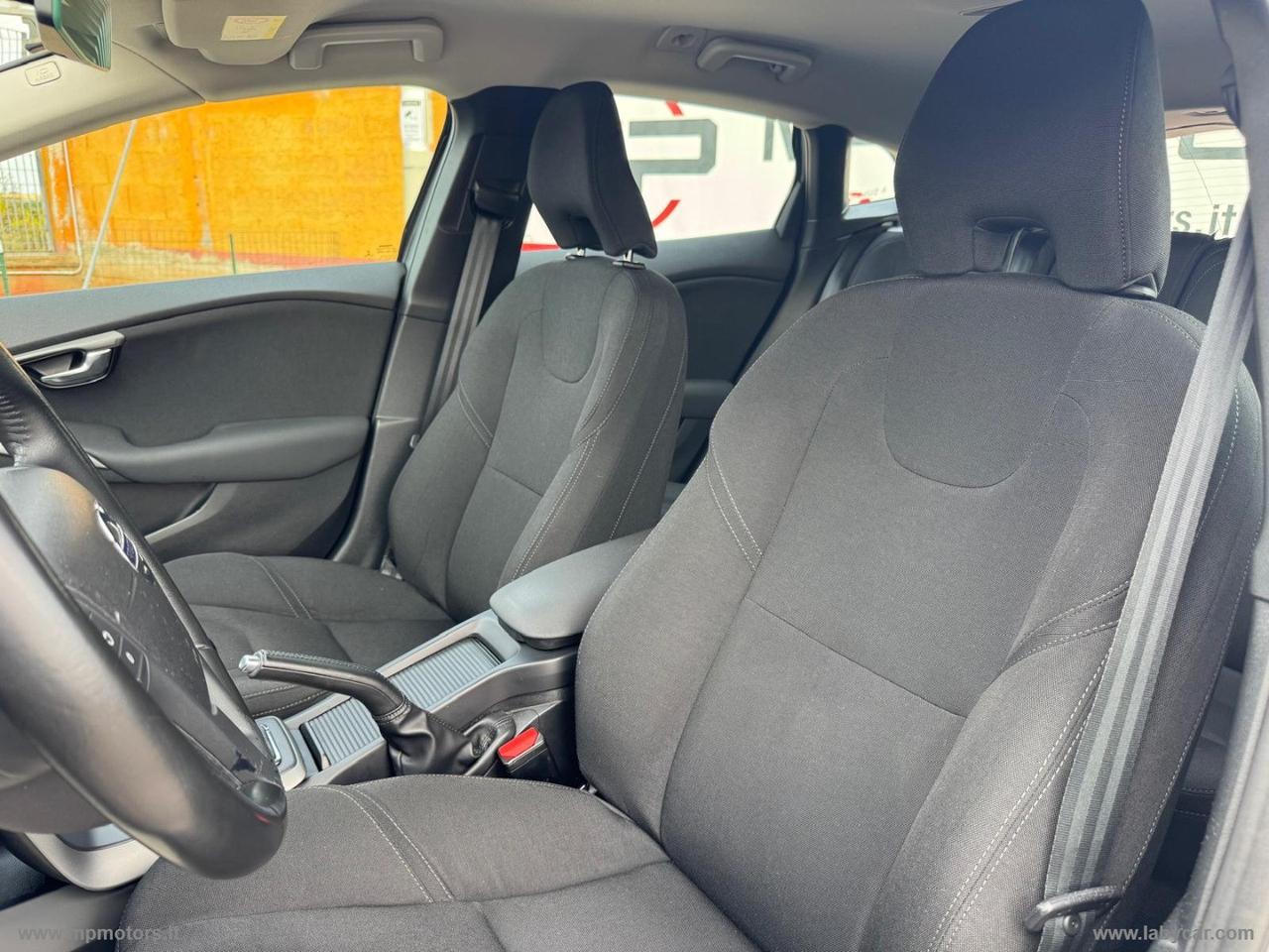 VOLVO V40 D2 BUSINESS 2.0 120CV