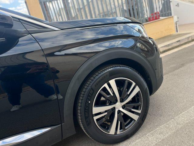 PEUGEOT 5008 BlueHDi 130 EAT8 Allure