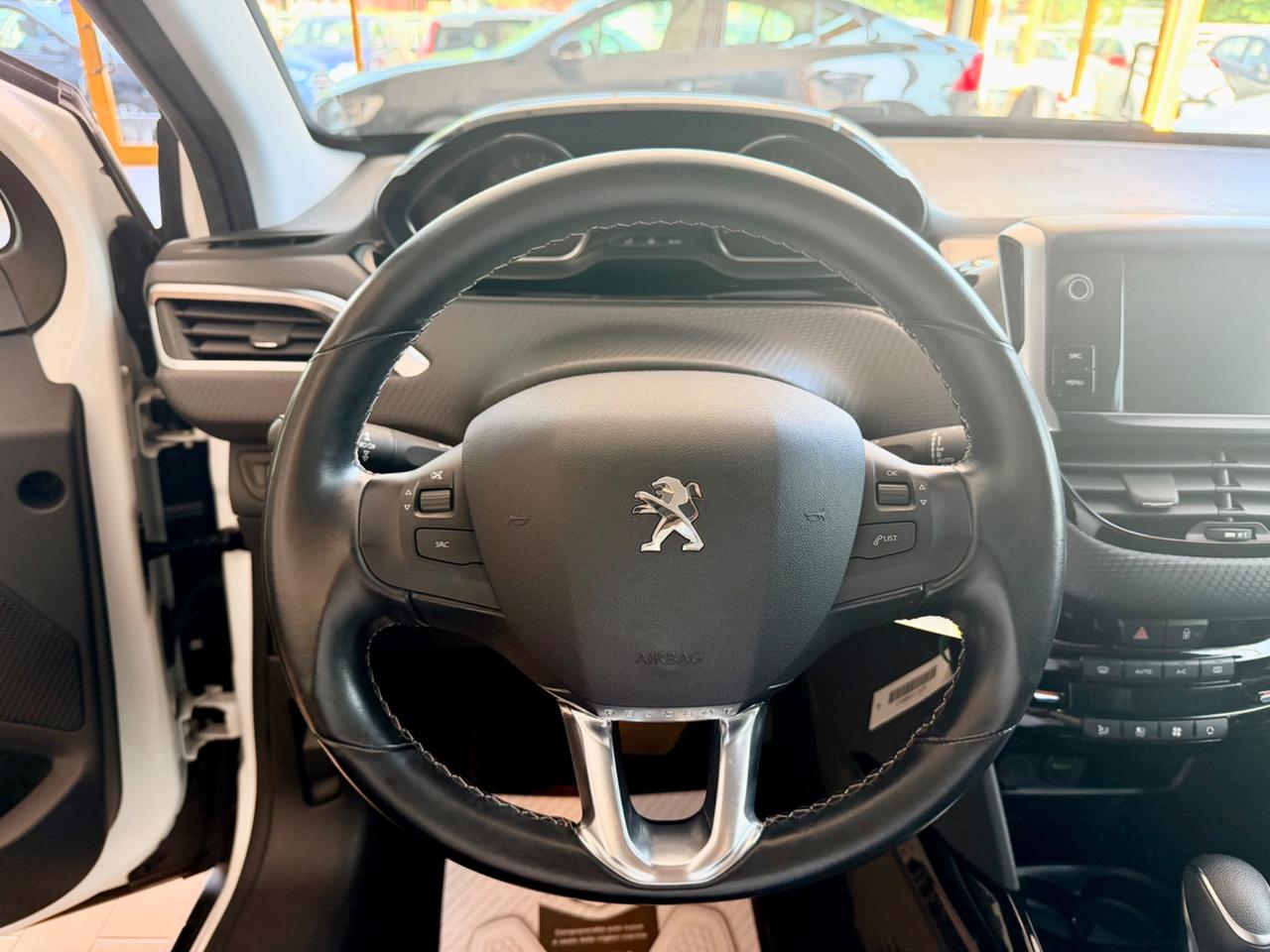 Peugeot 2008 1.2Benz 110cv Autom. Euro6