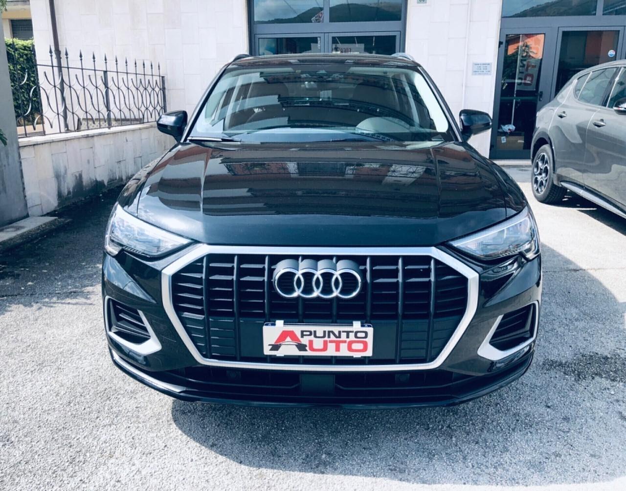 Audi Q3 35 TDI S tronic Business plus