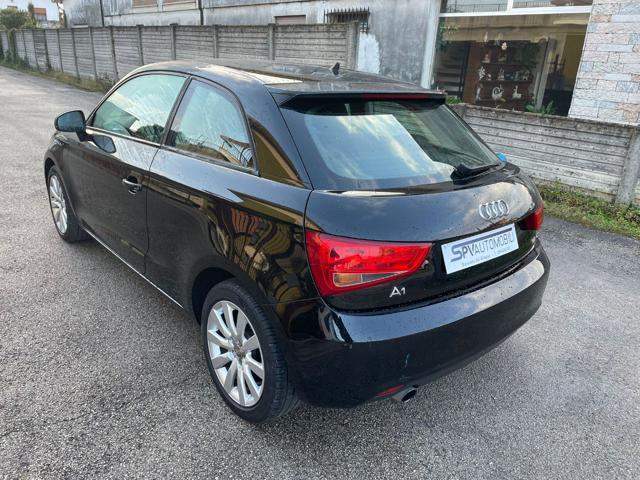 AUDI A1 1.6 TDI 105 CV Ambition