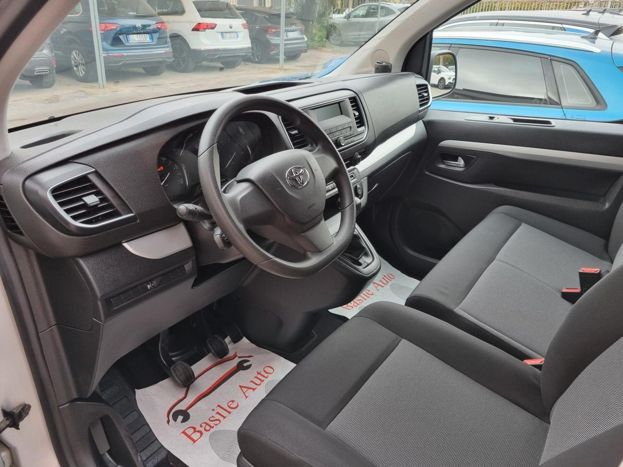 Toyota Proace Verso 1.4D STYLE disabili