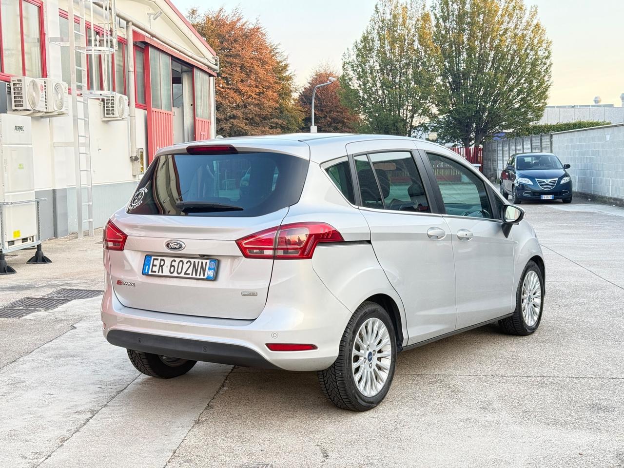 Ford B-Max 1.5 TDCi 75 CV Titanium