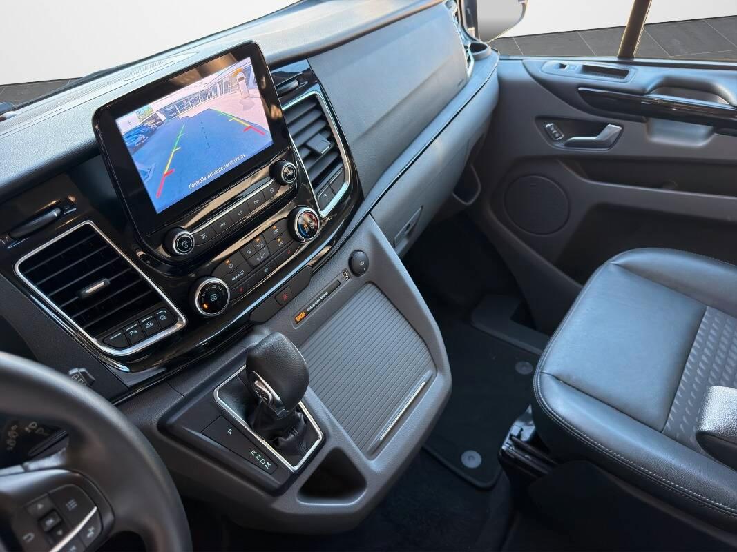 Ford Tourneo Custom 320 2.0 tdci 185cv Sport Iva inclusa