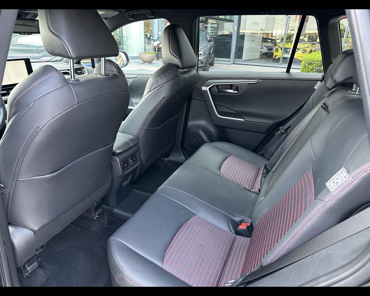 SUZUKI Across - Across 2.5 Plug-in Hybrid E-CVT 4WD Top