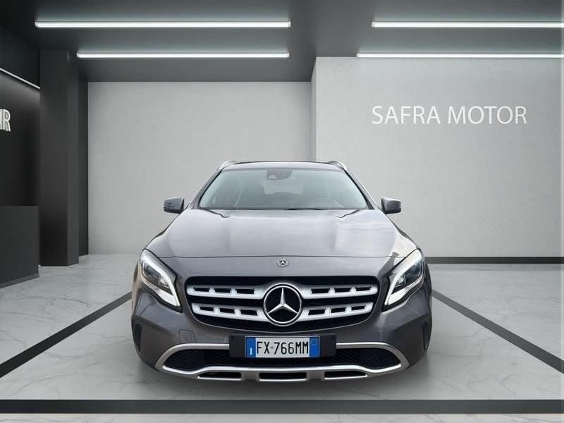 Mercedes-Benz GLA GLA 200d Sport 4matic