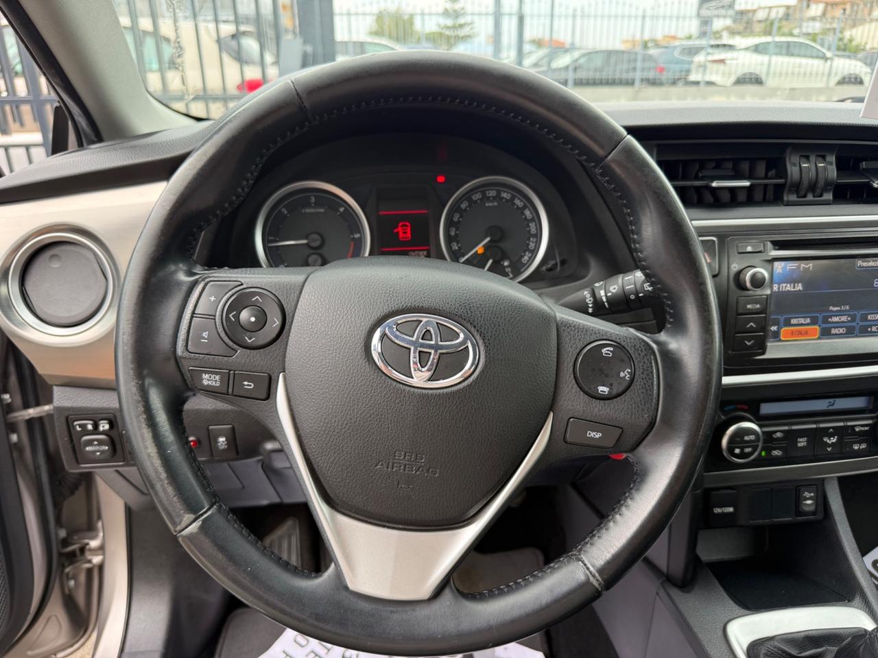 Toyota Auris Touring Sports 1.4 D-4D Lounge