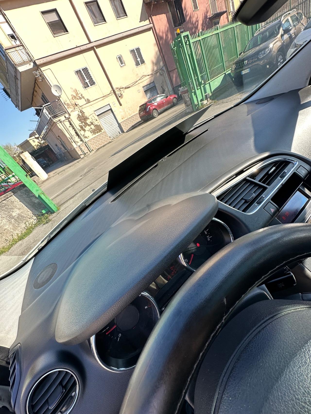 Peugeot 3008 1.6 HDi 112CV Business