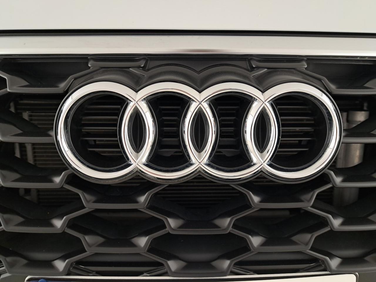 Audi Q3 sportback 45 1.4 tfsi e business plus s-tronic