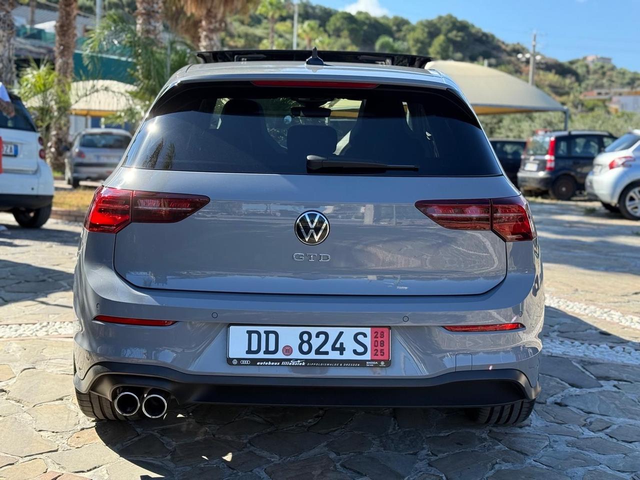Volkswagen Golf 2.0 TDI DSG GTD Led Tetto Apr. Navy Cam 360* IQ Light