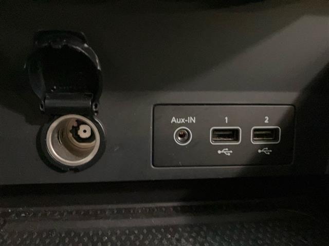 RENAULT Captur 1.6 E-Tech hybrid Intens 145cv auto