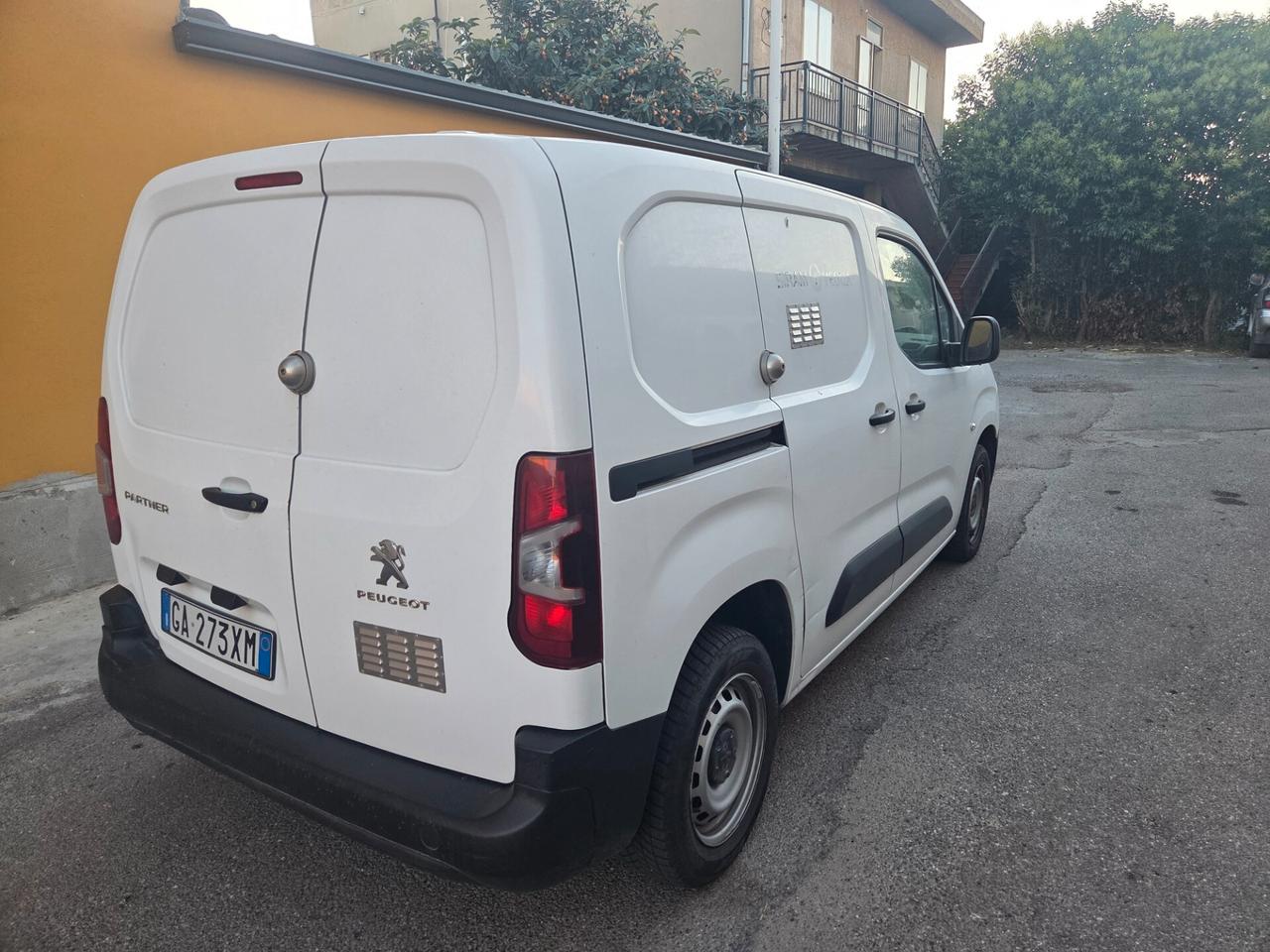 Peugeot Partner BlueHDi 100 PC Furgone Premium