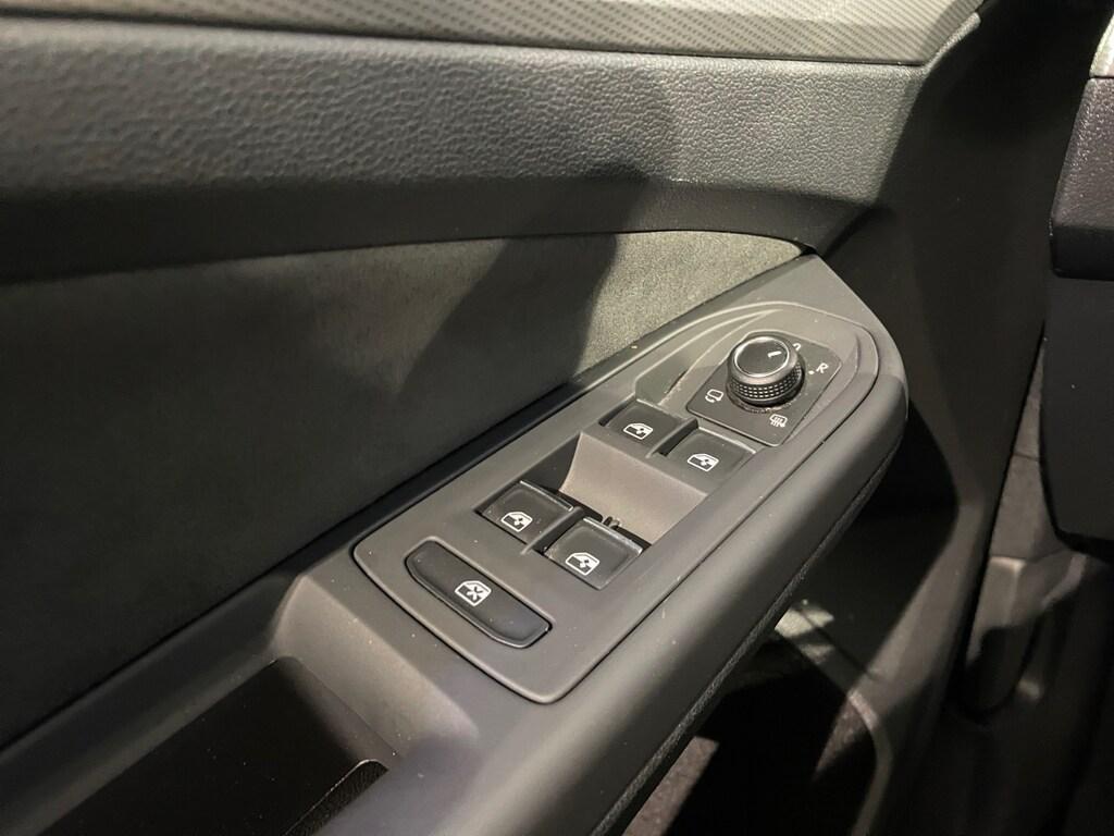 Volkswagen Golf VIII 2024 2.0 Tdi 150CV DSG Style