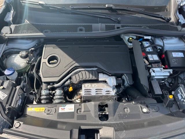 Peugeot 2008 Hybrid 145 e-DCS6 GT