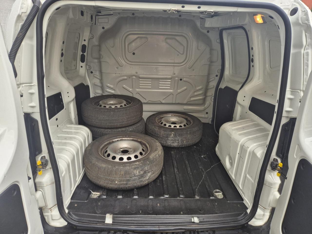 Fiat Fiorino 1.3 MJT 80CV Cargo