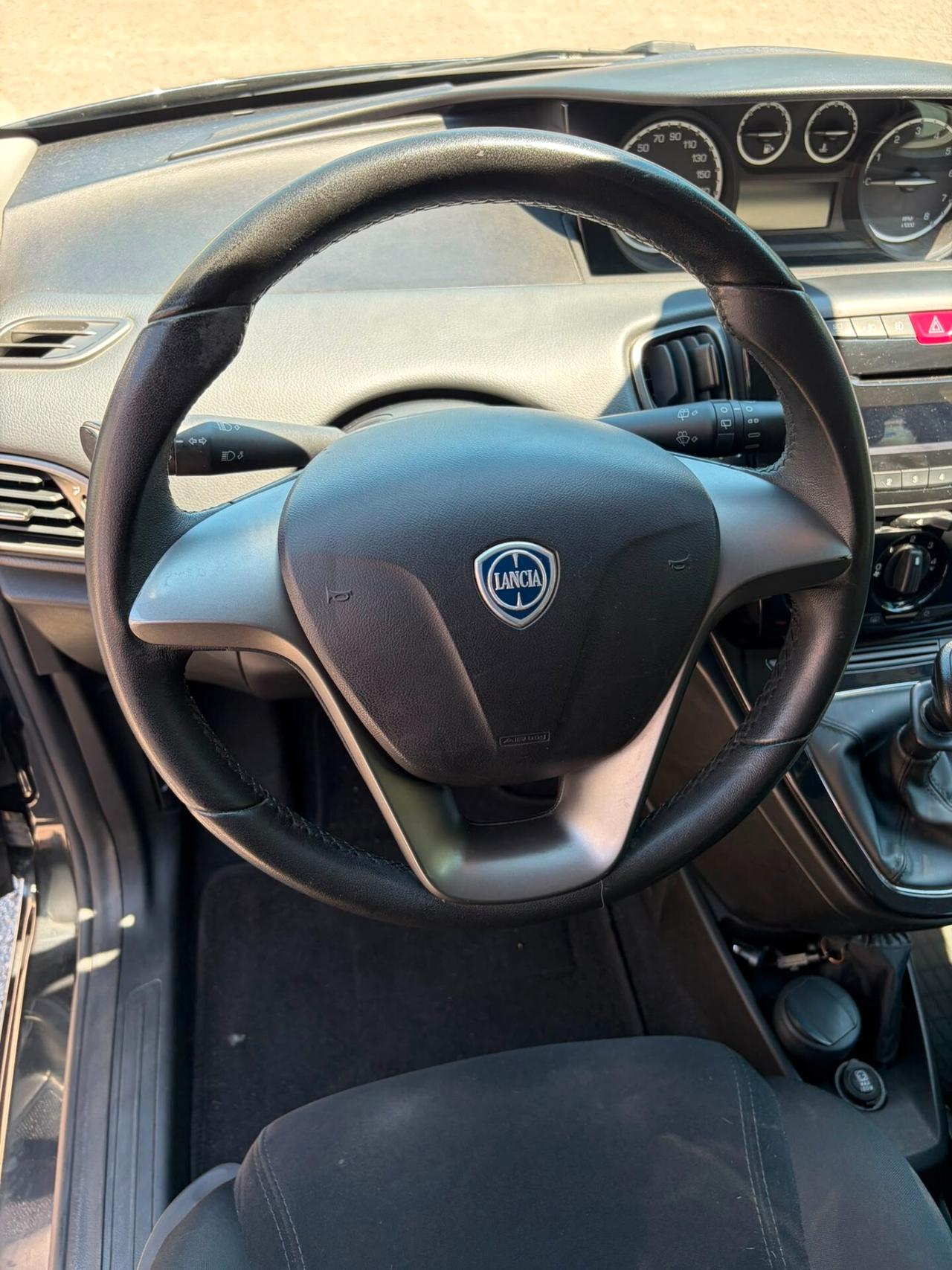 LANCIA YPSILON 1.2 GPL 5 PORTE ECOCHIC 94.000 KM