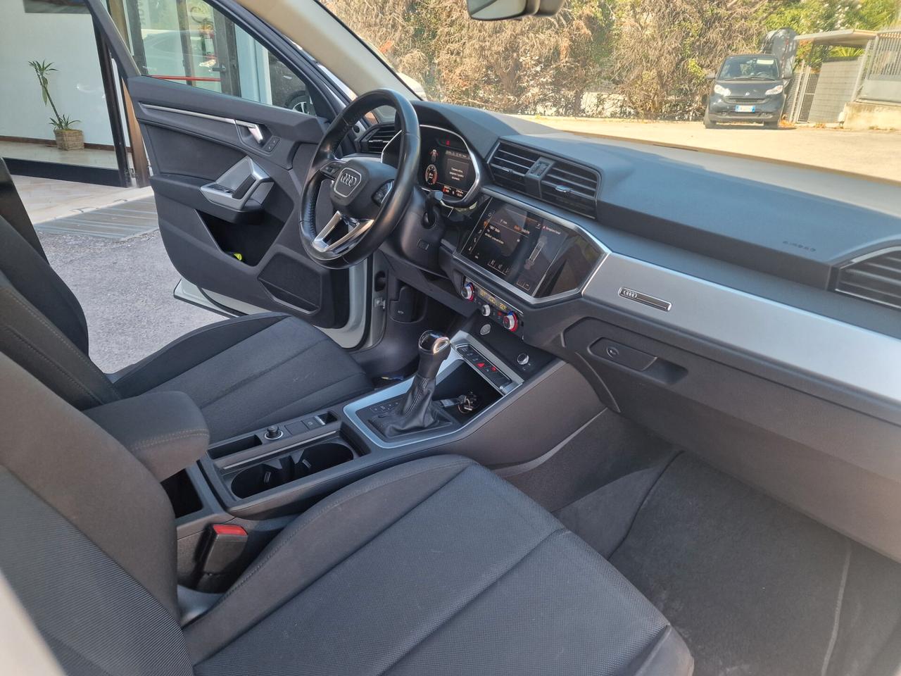 Audi Q3 SPB 35 TDI S tronic Business Plus