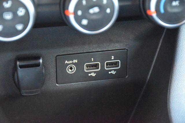 RENAULT Clio TCe 90 CV 5 porte Equilibre *Navigatore*