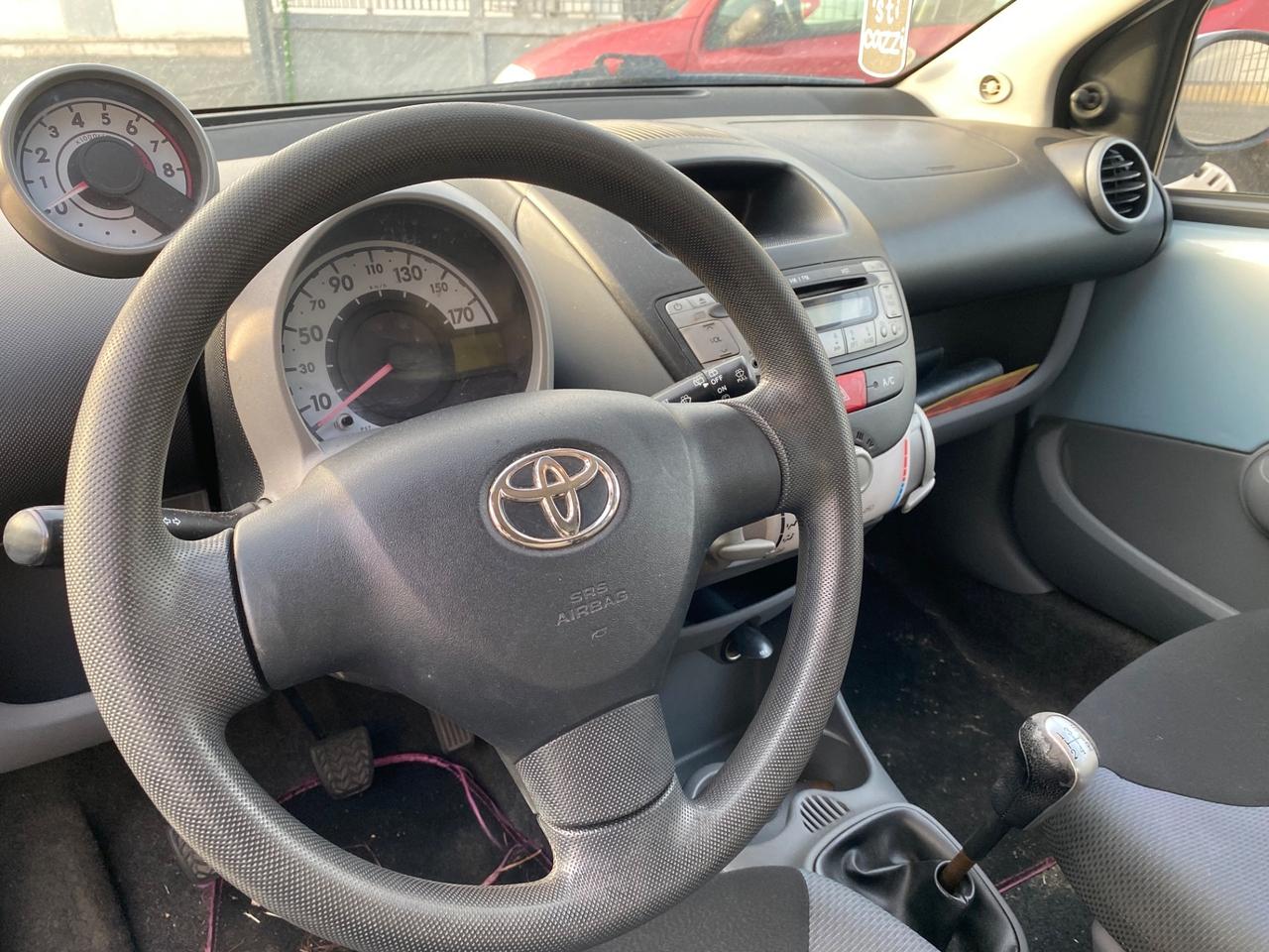 Toyota Aygo 1.0 12V VVT-i 5 porte