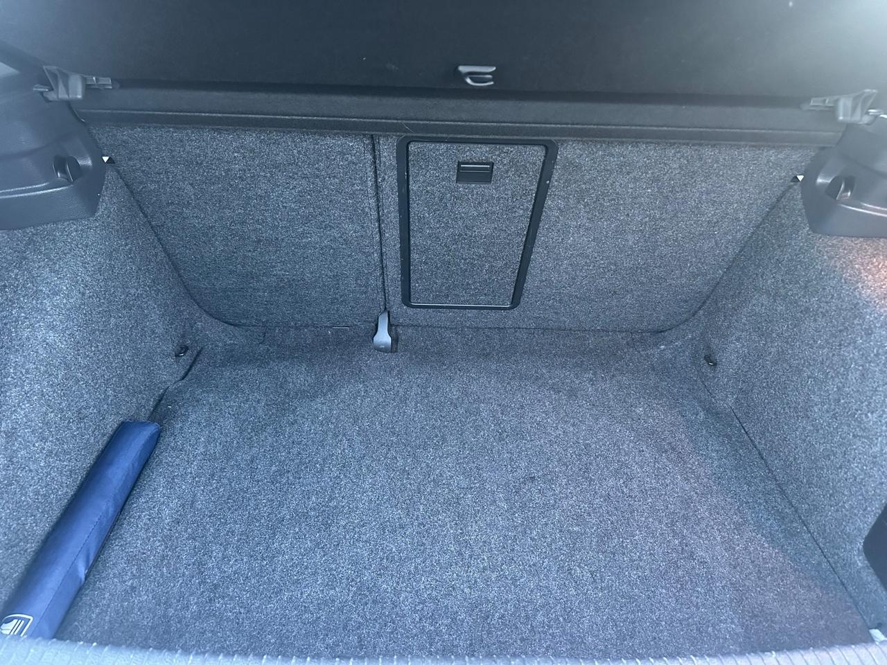 Volkswagen Golf 1.4 benzina 2011