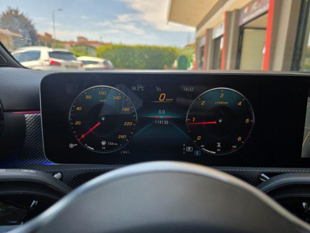 MERCEDES-BENZ A 200 d Automatic LED Ambient 64 MBux Navi NIGHT Pack 18