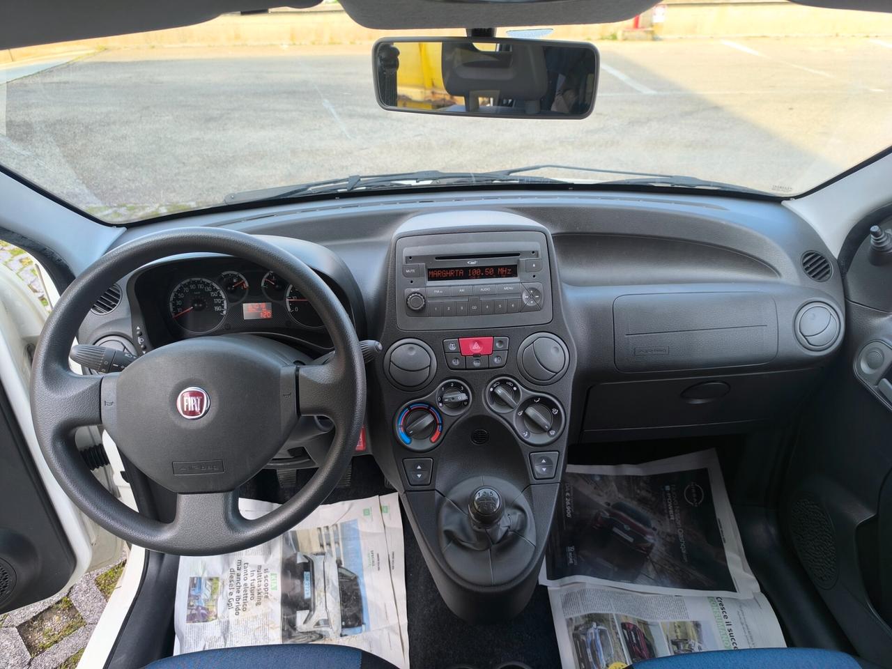 FIAT PANDA 1.2 BENZINA 1 PROPRIETARIO KM 68.000