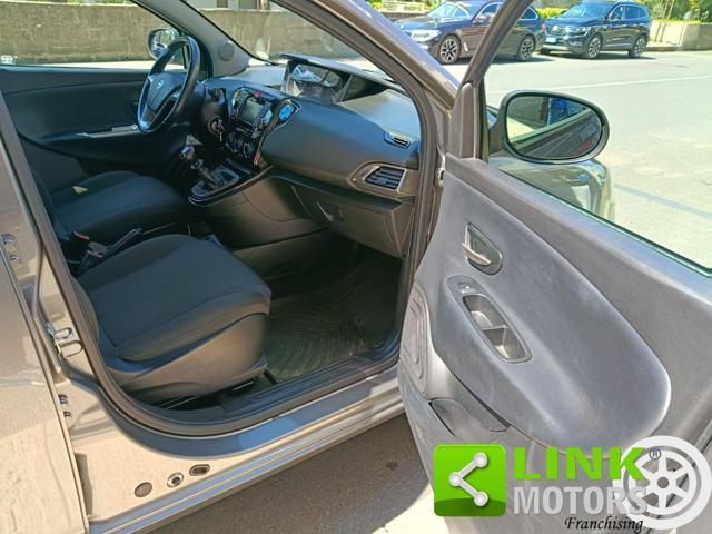 LANCIA Ypsilon 0.9 TwinAir 85 CV 5 porte Metano Ecochic