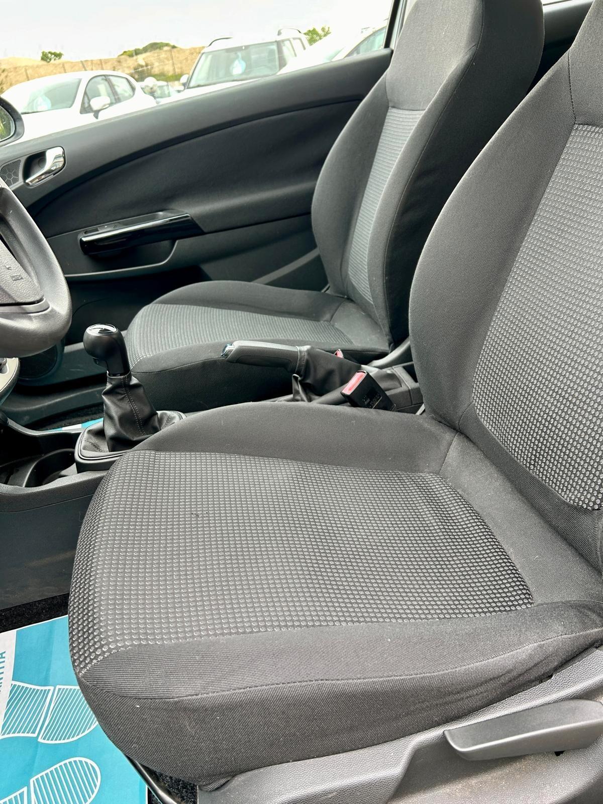 Opel Corsa 1.0 12V 3 porte Club - ok neopatentato