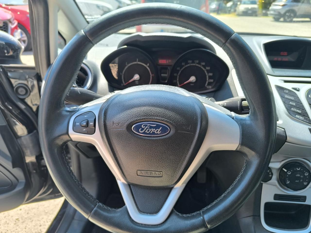 Ford Fiesta 1.4 5 PORTE PERFETTA PER NEOPATENTATI