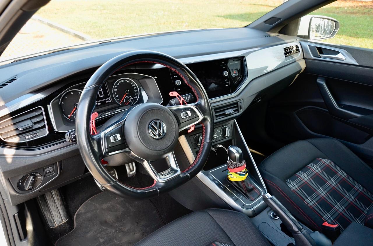 VOLKSWAGEN POLO GTI 5p 2.0 TSI 200cv DSG, SERVICE VW, EURO 6D, FARI LED, RETROCAMERA, APPLE ANDROID, 17", PERMUTE