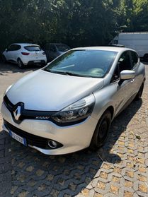 Renault Clio 1.2 75 CV 5 porte Duel