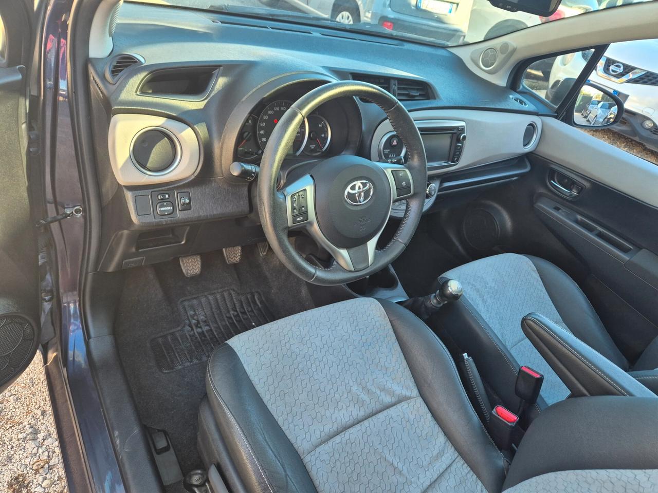 Toyota Yaris 1.4 D-4D 5 porte Lounge