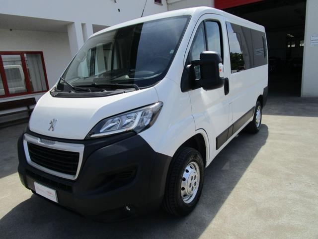 PEUGEOT Boxer O FIAT DUCATO 330 140 S&S PC-TN Combi Premium