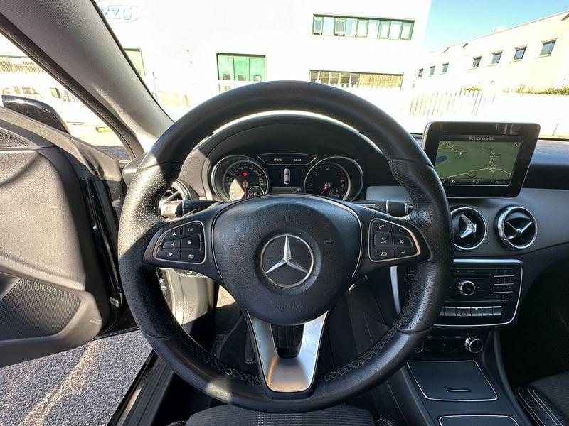 Mercedes-Benz CLA CLA 200 d Automatic 4Matic Premium