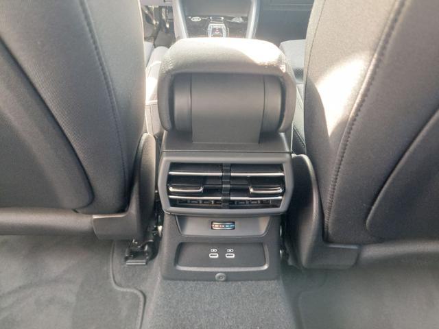 AUDI A3 allstreet TFSI 110 kW S tronic Identity Contrast