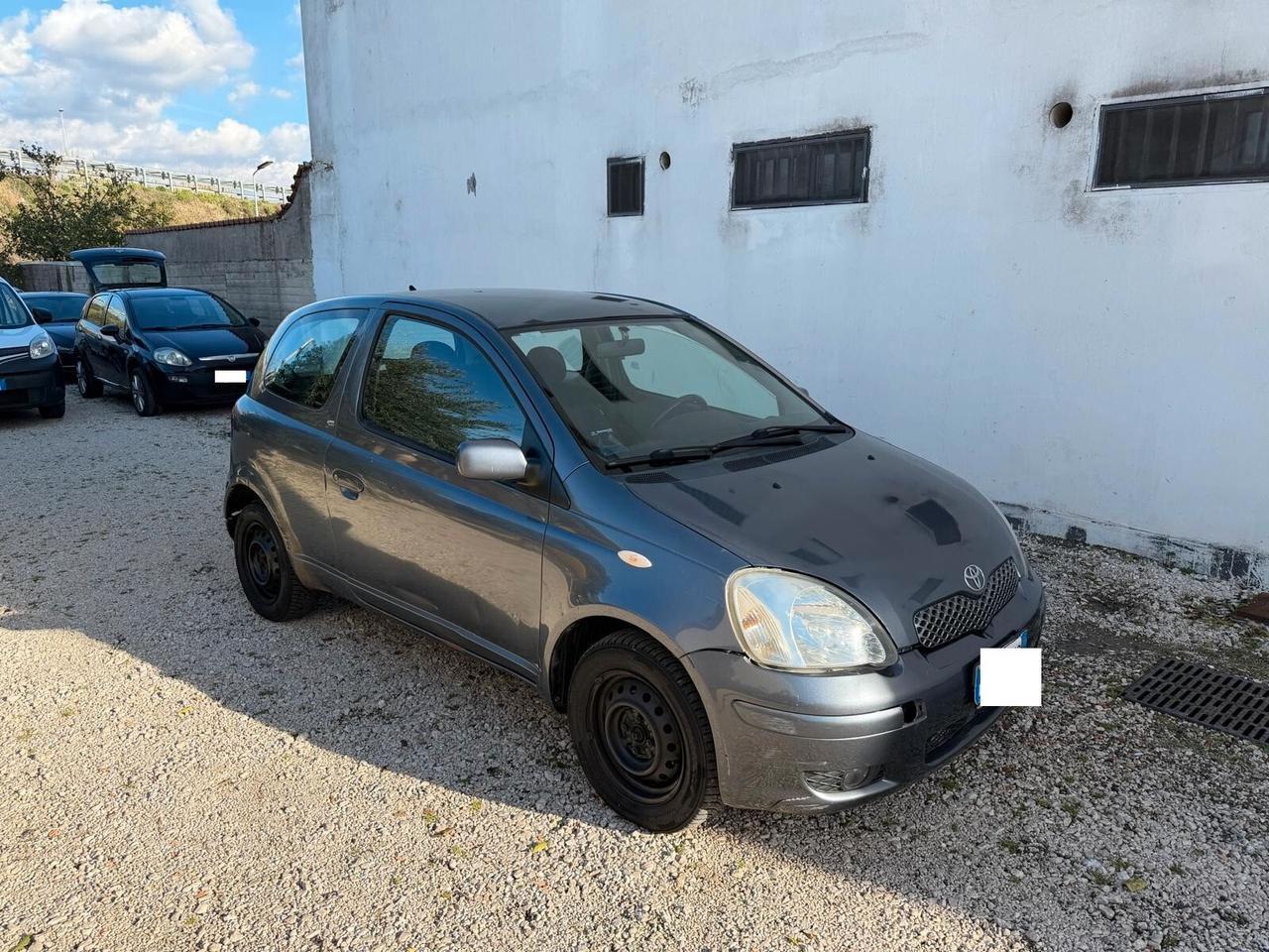 Toyota Yaris 1.0i 16V cat 3 porte Sol-03/2005