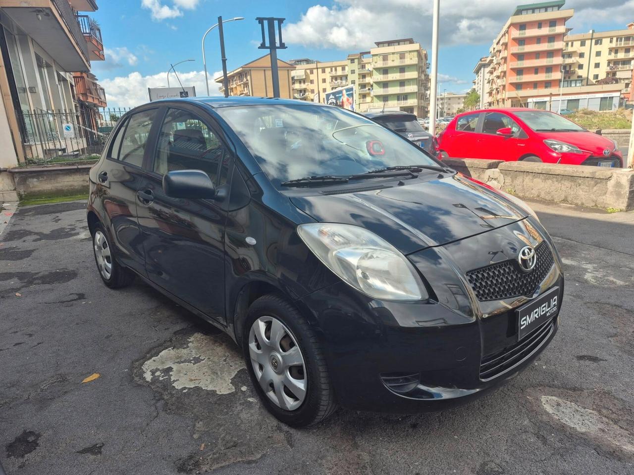 Toyota Yaris 1.0 5 porte Sol