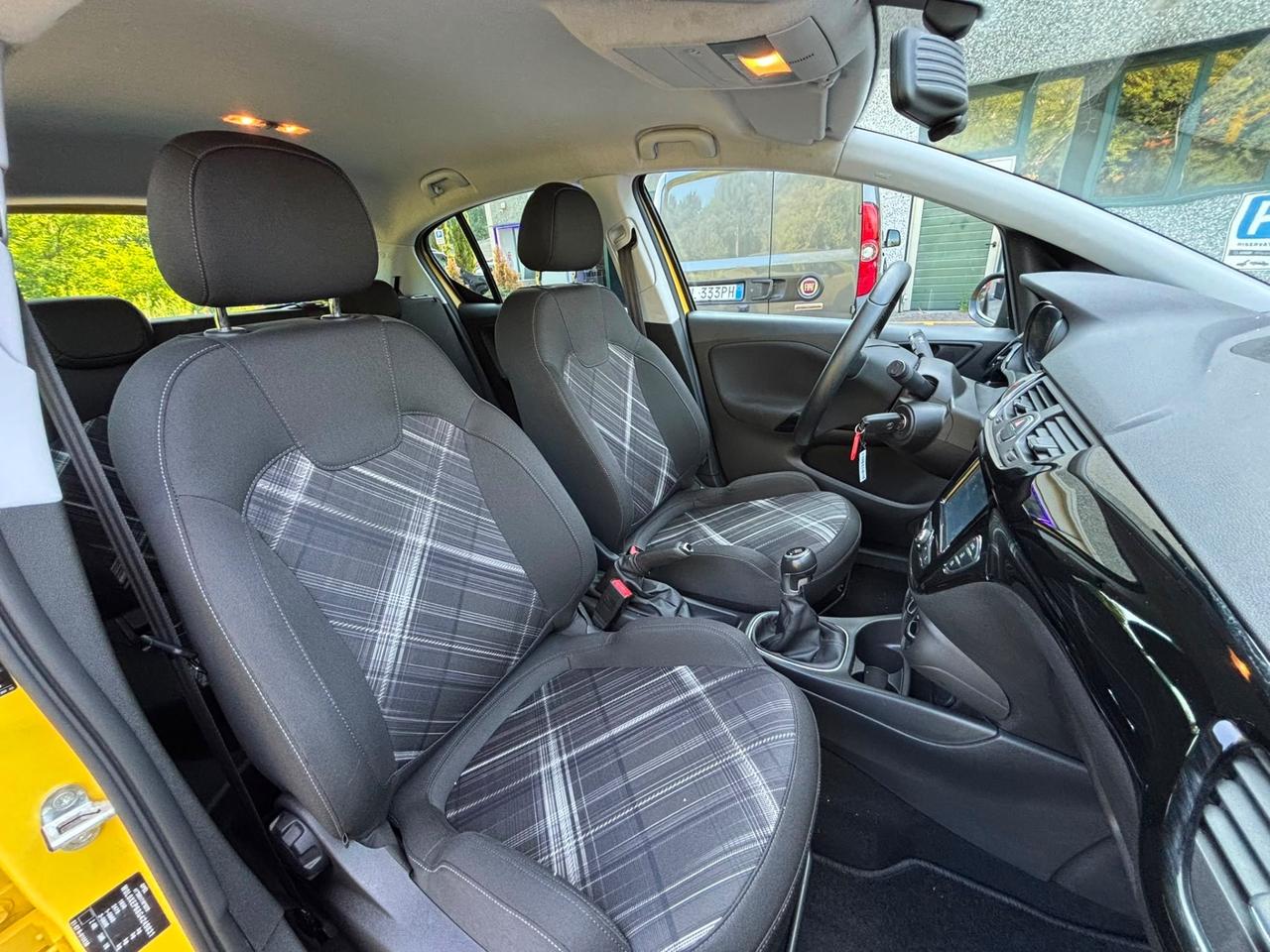 Opel Corsa 1.4 90CV GPL Tech Coupé b-Color