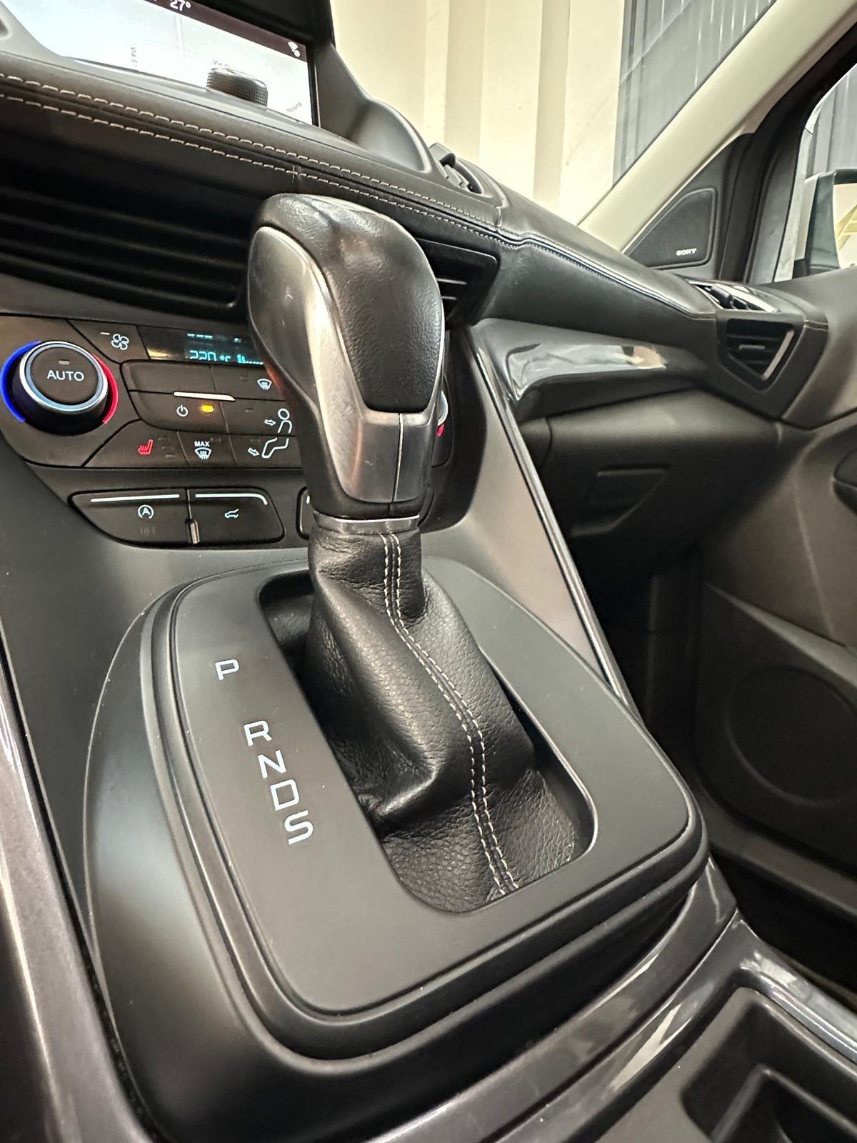 Ford Kuga 2.0 TDCI 180 CV S&S 4WD Powershift Vignale