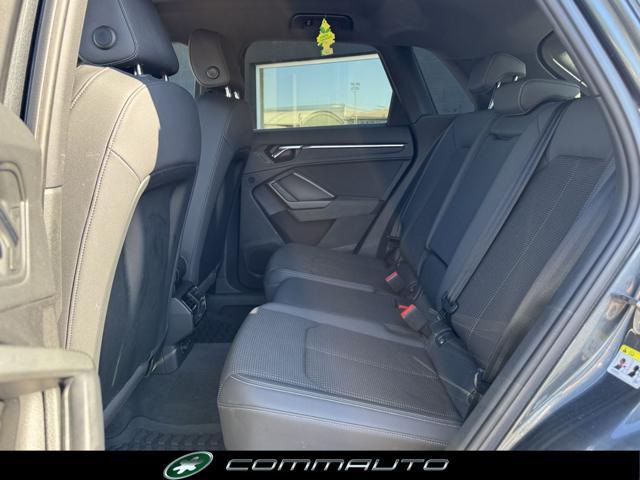 AUDI Q3 40 TFSI quattro S tronic S line edition