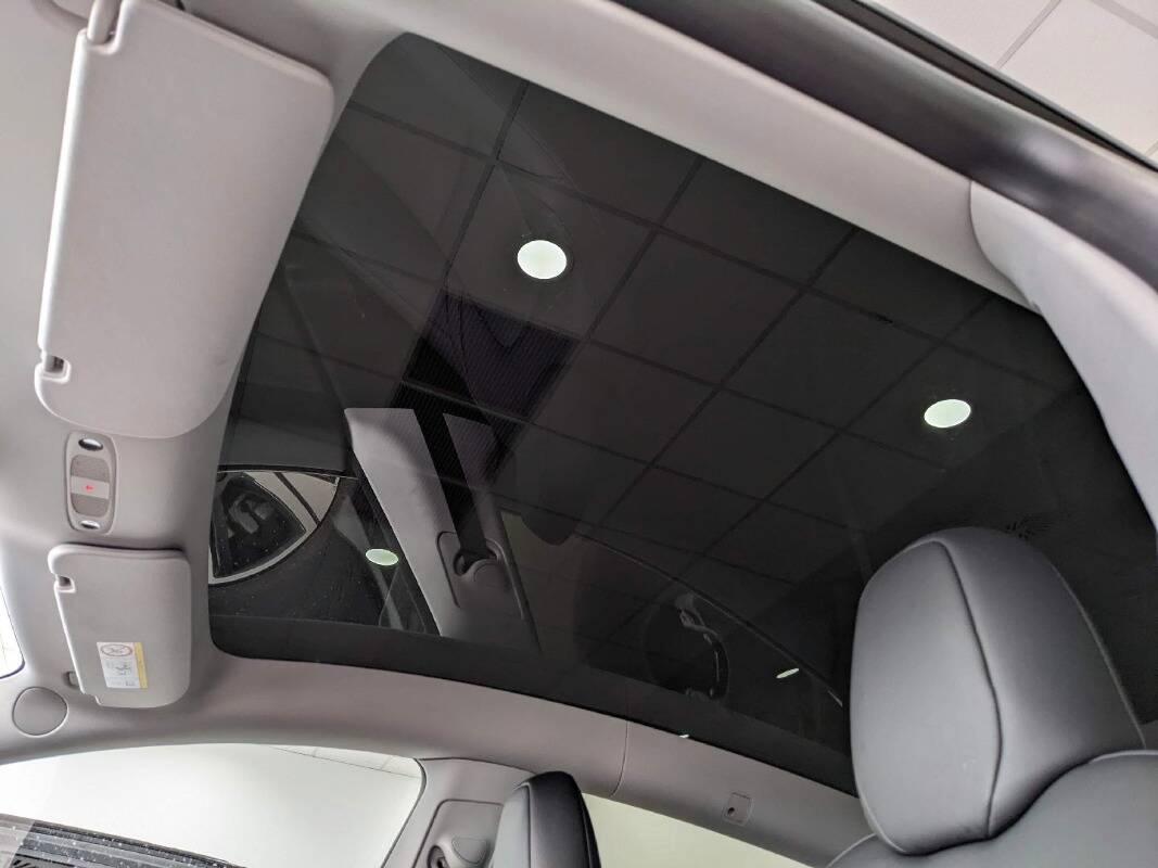 Tesla Model Y 440 cv, AWD, Tetto Panoramico, Autonomia WLTP 533k