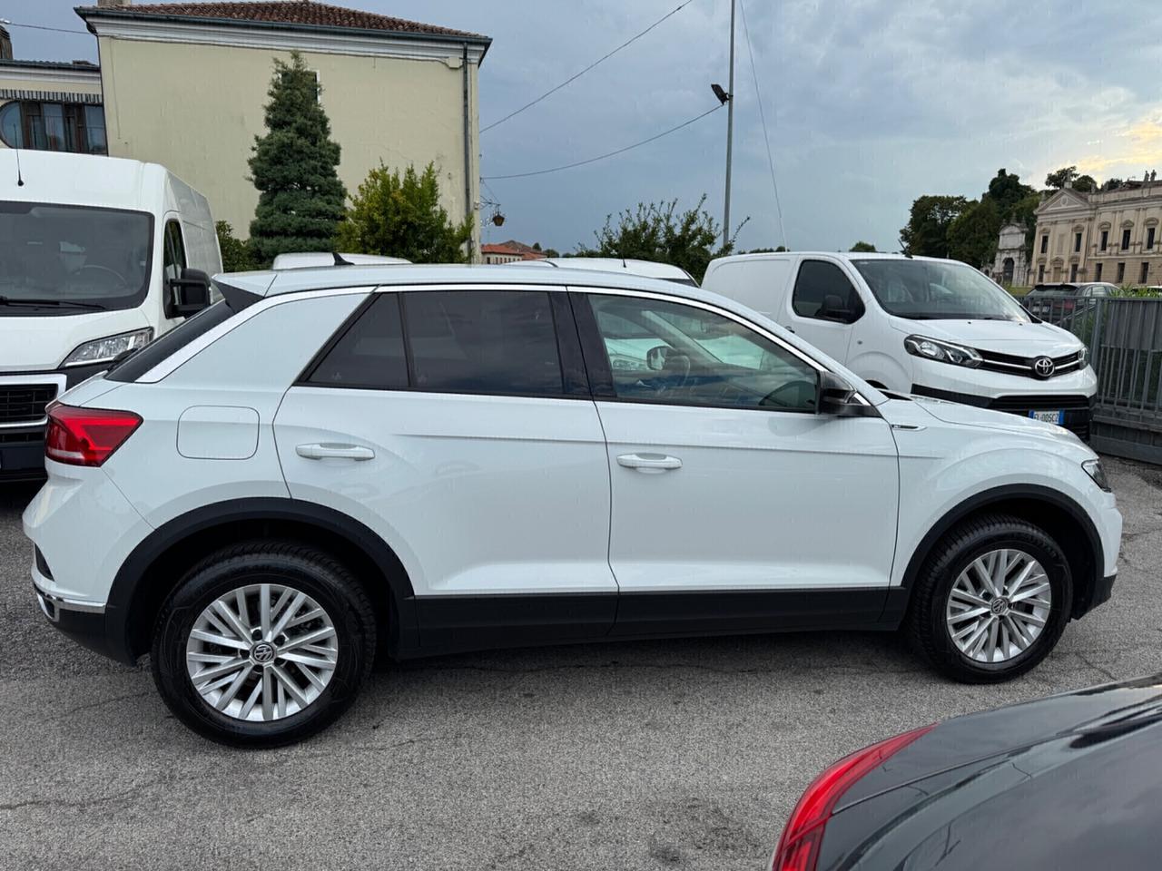 Volkswagen T-Roc 2.0 TDI SCR 150 CV DSG Business BlueMotion Technology