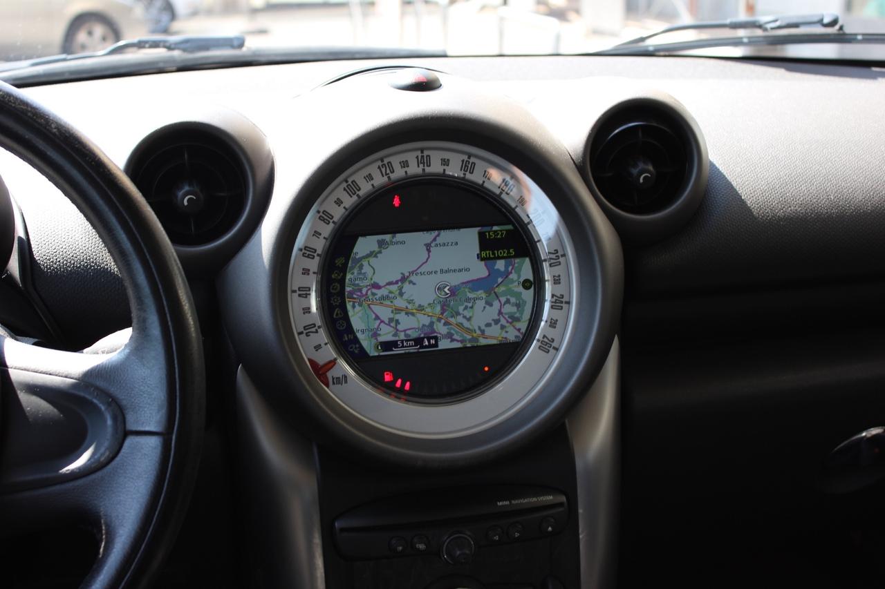 Mini Cooper D Countryman 1.6 ALL4 NAVY SENSORI