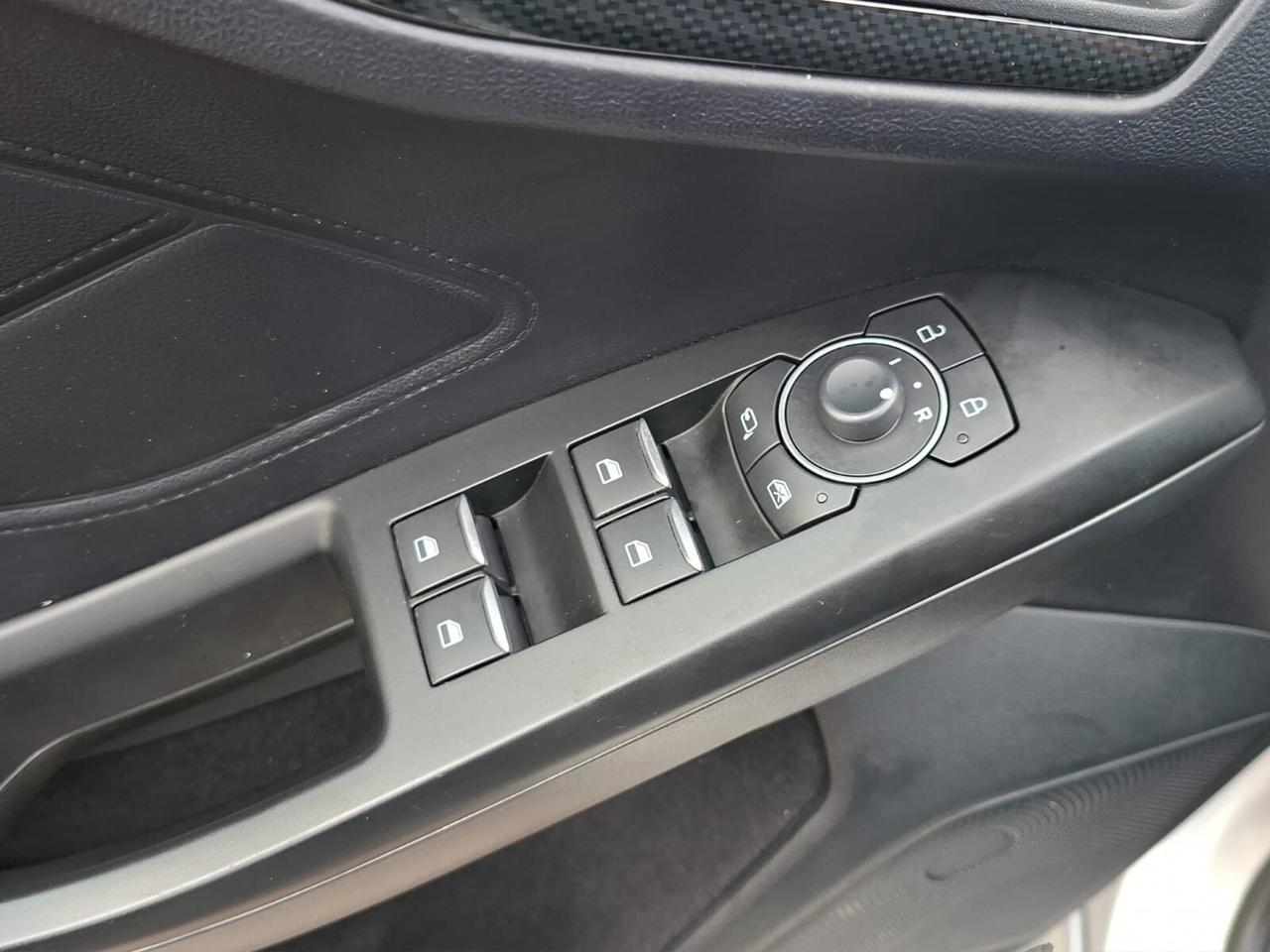 Ford Focus 1.0 EcoBoost Hybrid 155 CV Powershift SW ST-line
