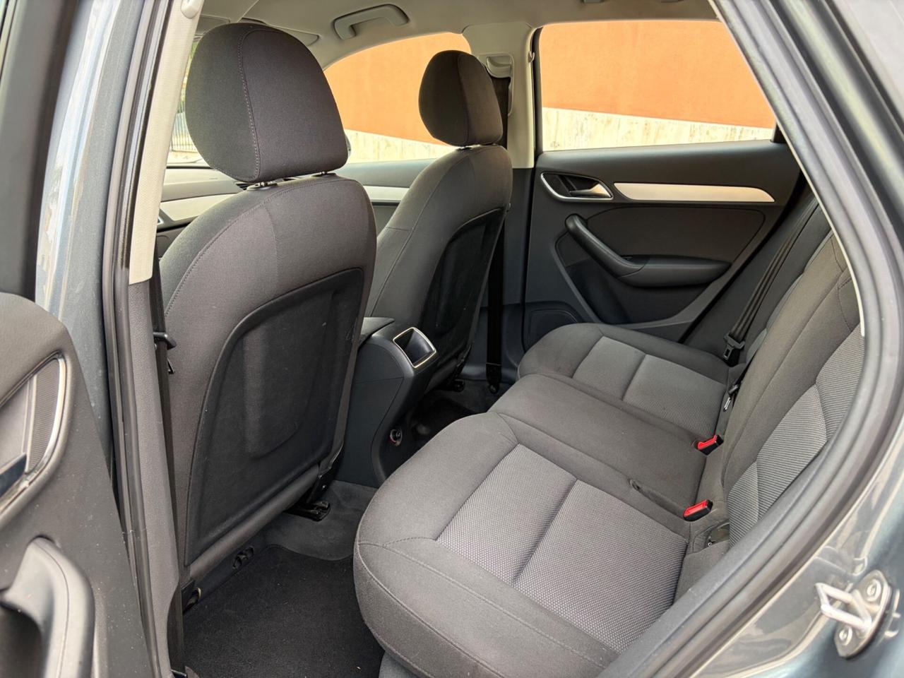 Audi Q3 2.0 TDI 150 CV Sport ok certificati !!!