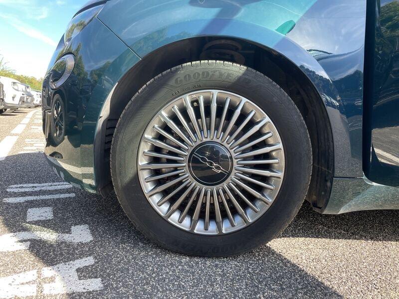 FIAT 500 La Nuova Serie1 La Nuova - Icon 320 Berlina