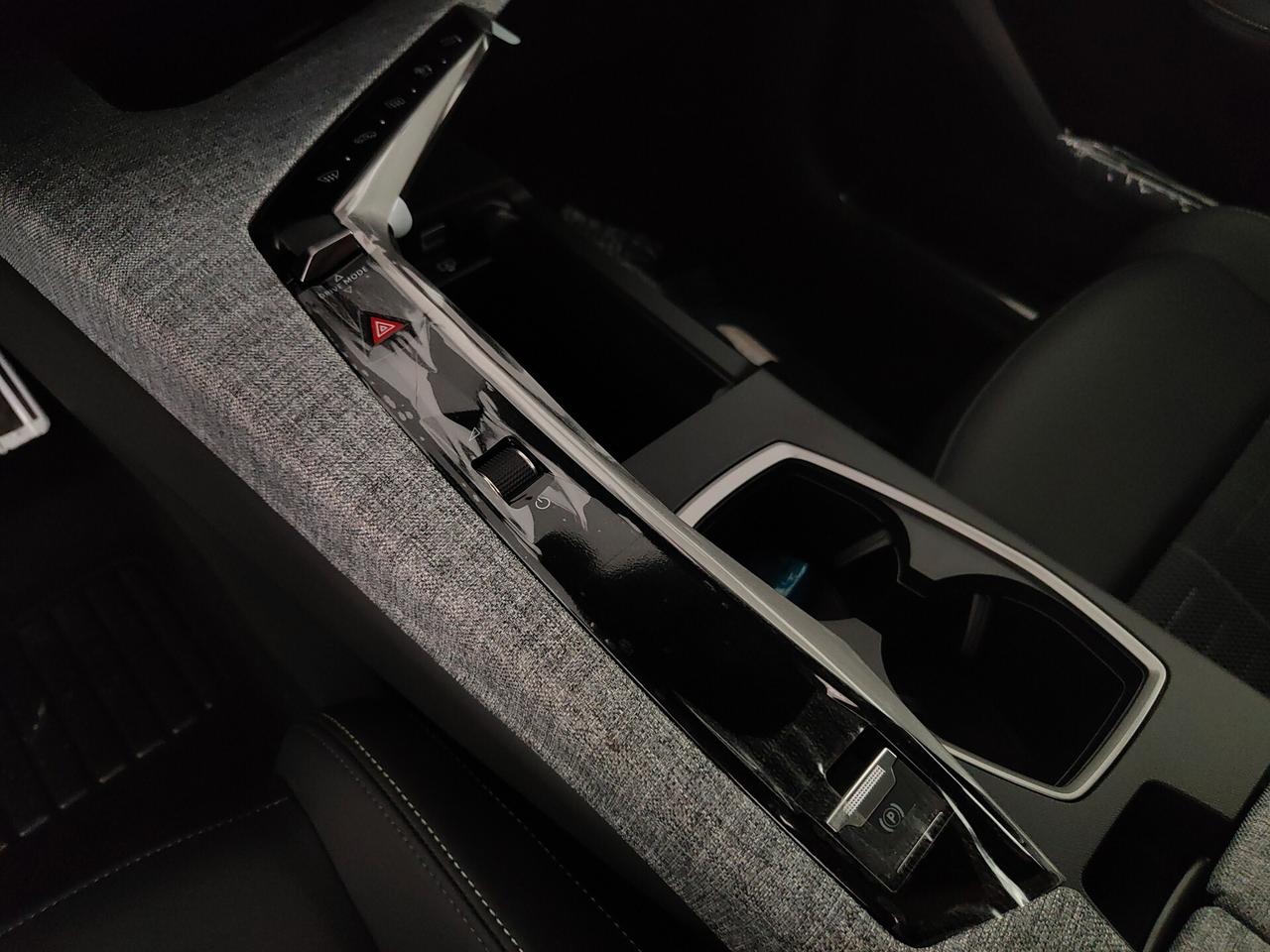 Peugeot 3008 Hybrid 145 e-DCS6 GT