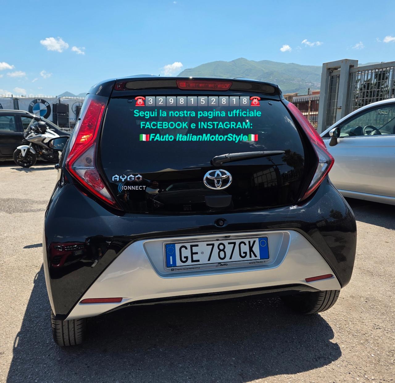 Toyota Aygo Connect 1.0 VVT-i 72 CV 5 porte x-fun MMT